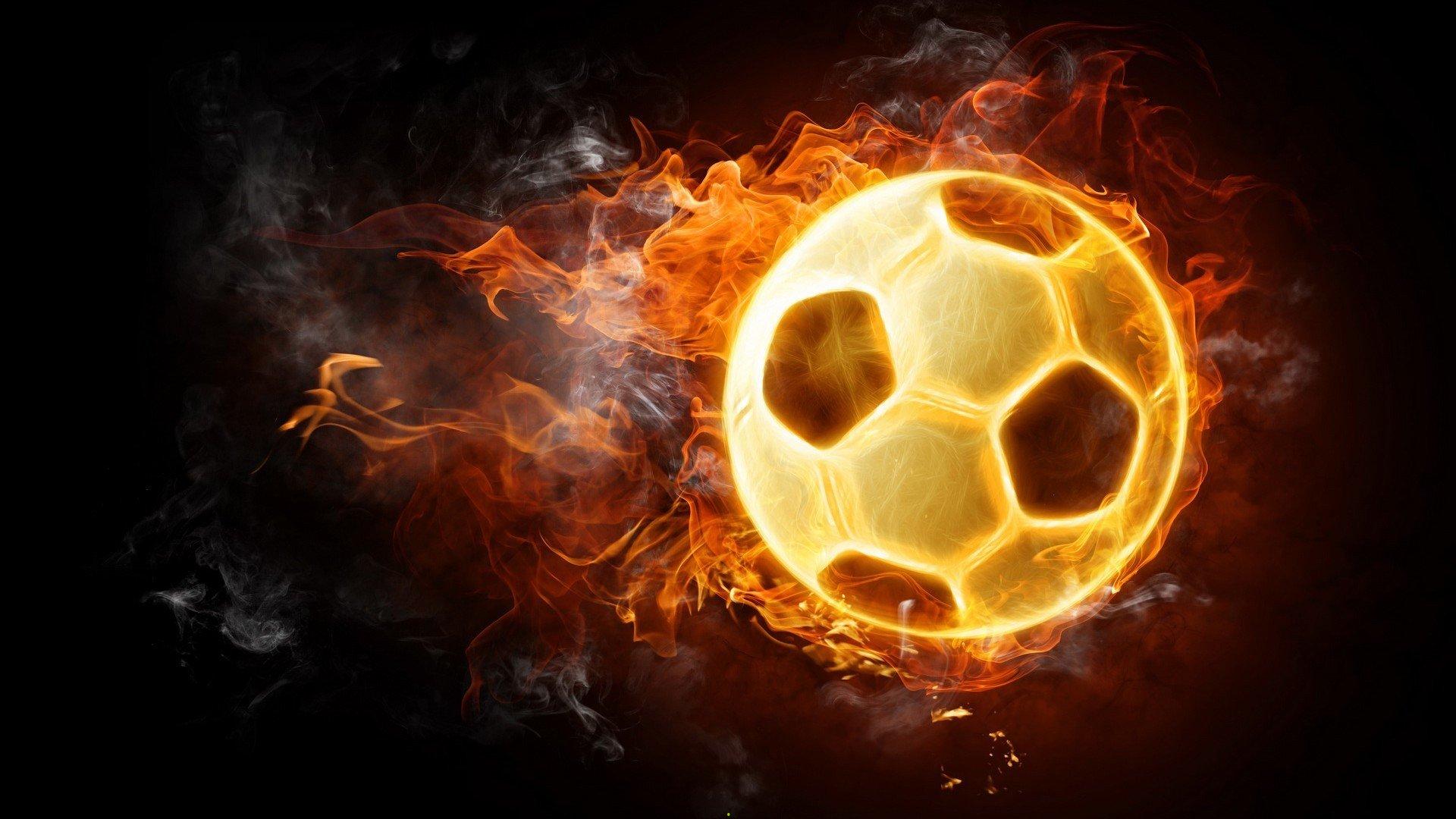 梅西梅开二度助迈阿密国际逆转取胜 球迷欢呼球王风采依旧